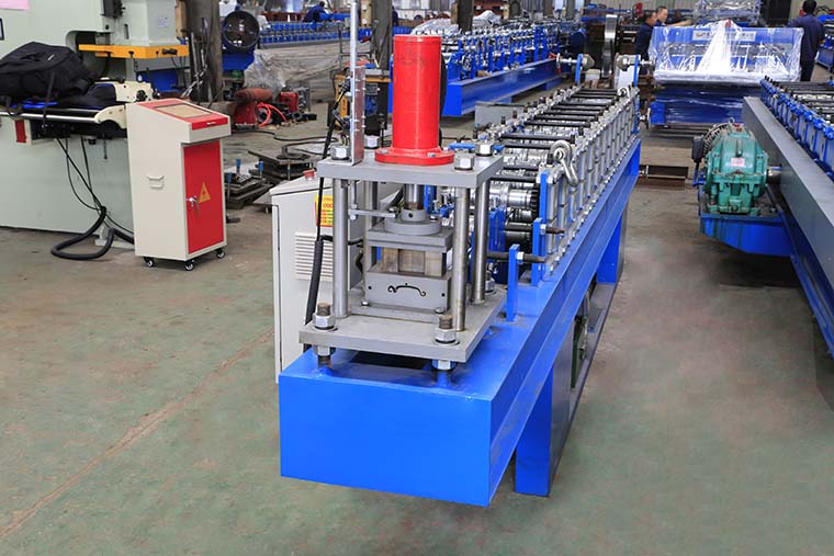  Roller Shutter Door Roll Forming Machine 